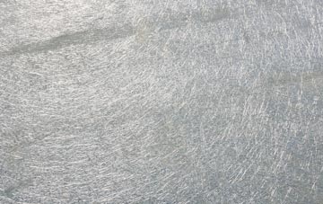 Lache laminate fibreglass or shingles?